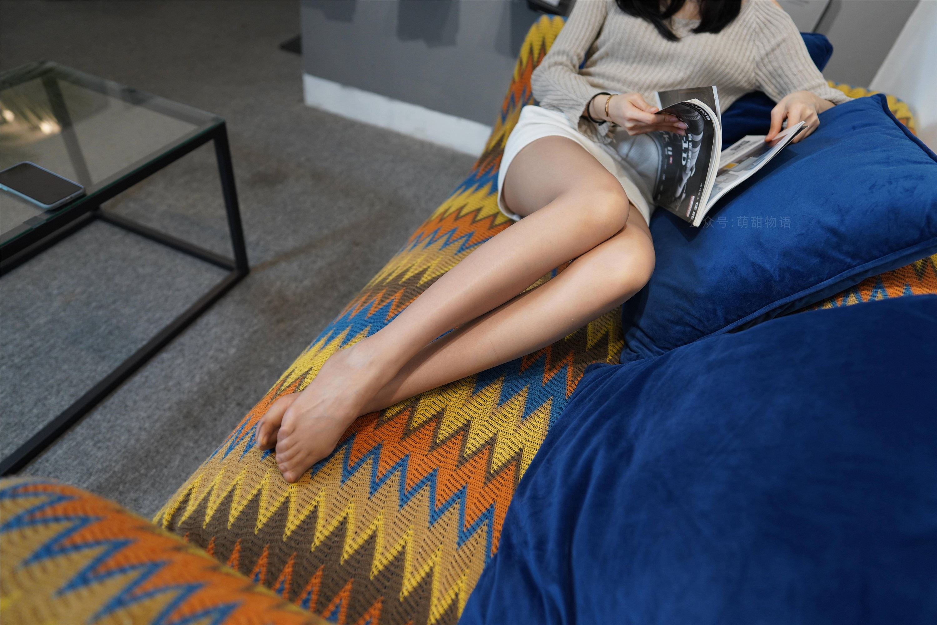 萌甜物语 XM125《文静阅读装-腿腿》